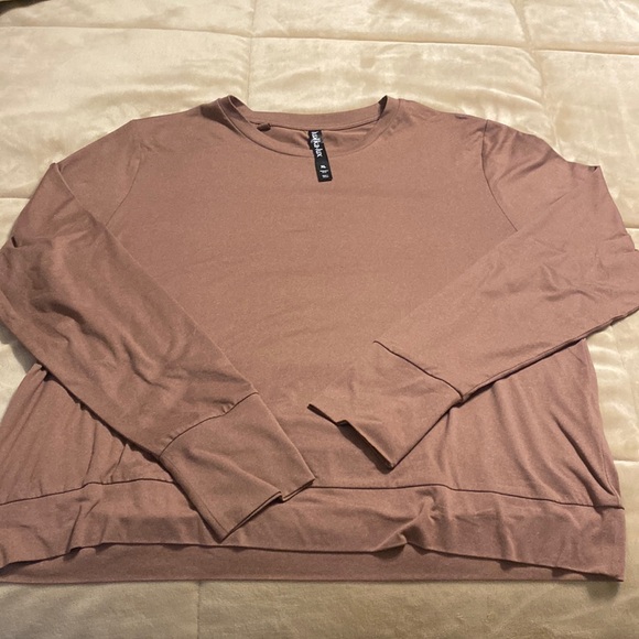 lukka Tops - Lukka.lux women’s XL long sleeves 92% polyester tan/brown ahirt
